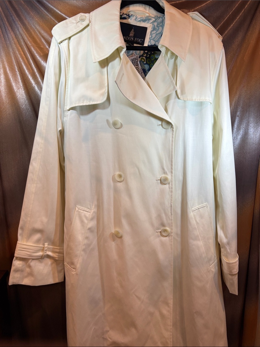 Super cute matte satin London Fog Cream Double-Breasted Trench Coat 222